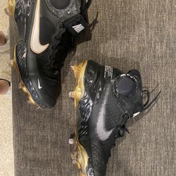Nike Huarache Baseball cleats. Size 8.5