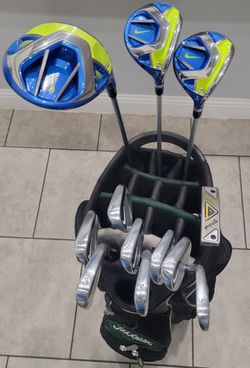 Feest Een bezoek aan grootouders span CLEANEST NIKE GOLF CLUBS SET YOU'LL FIND WITH GOLF BAG 100% STIFF $1,100  for Sale in Frisco, TX - OfferUp