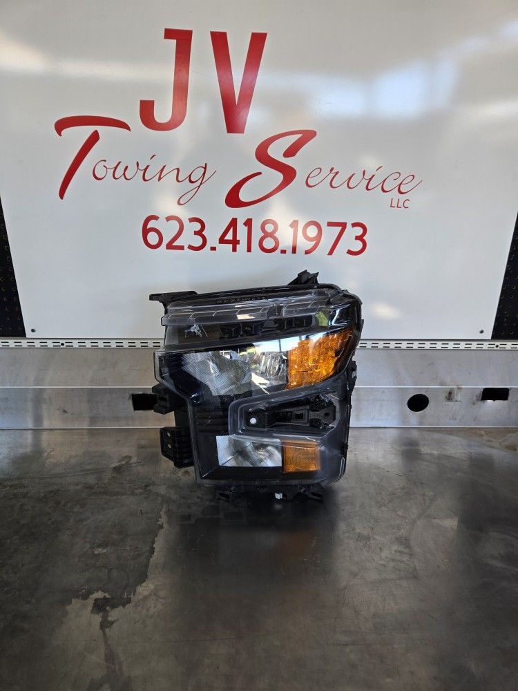 Chevrolet Silverado Headlight 