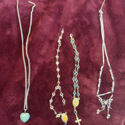 Broken Jewelry Assortment 