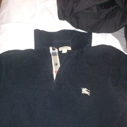 Burberry. Size M.  Real