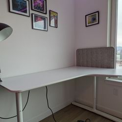 IKEA Bekant Desk