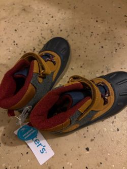 Toddler shoes size 11