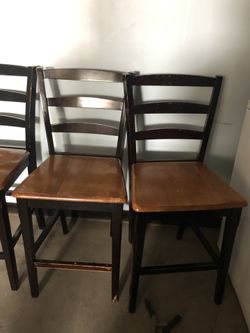 3 wooden chairs 75$ for all