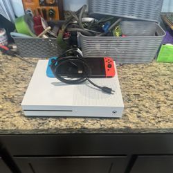 Xbox One Switch With Broken Joy Con As Is 