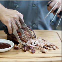 Charcoal Companion CC1132 Slash & Serve BBQ Meat Pulled Pork Shredder Claws / Set of Two Barbecue Tools