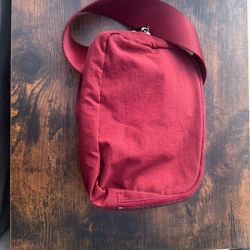 Burgundy Fannie Pack 