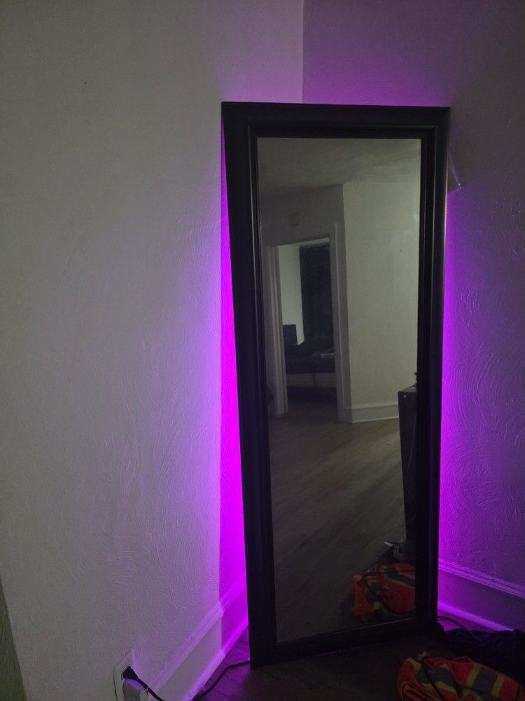 Mirror 
