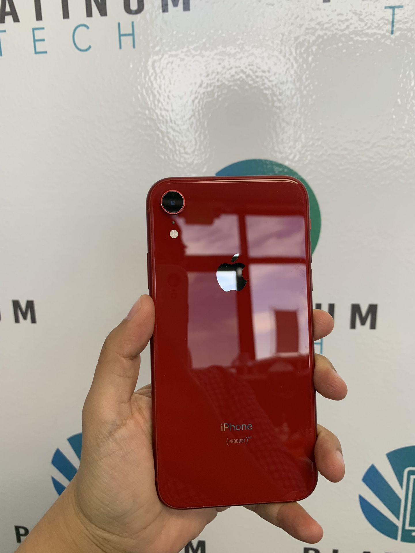❤️📱 iPhone XR 64 GB Unlocked BH81% 🔋 Case And Headphones For Free 💯👌🏻