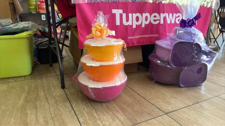 Tupperware 