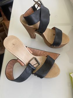 Black Leather Platform Strap Sandals 