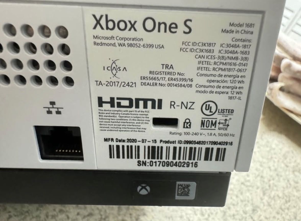 Xbox One S