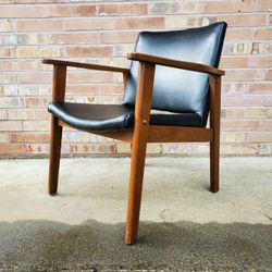 Mid Century Modern Walnut Lounge Chair Vintage 