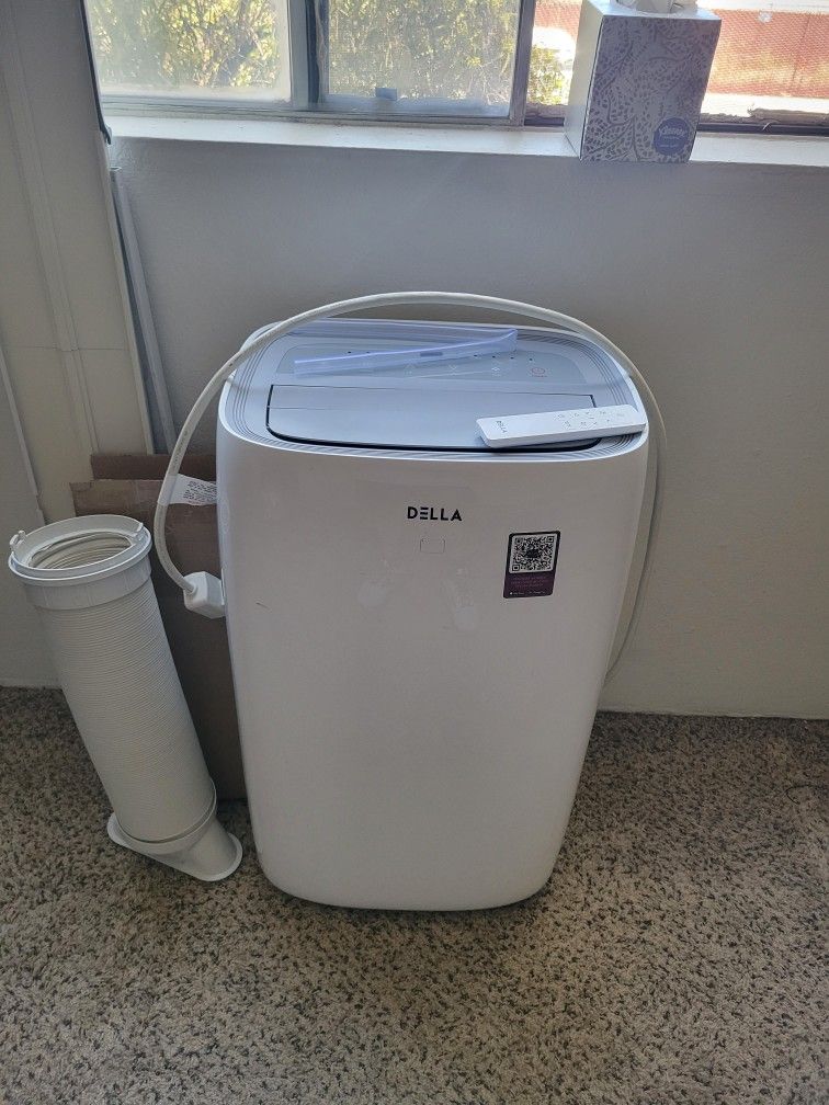 DELLA 14000 BTU Smart WiFi Enabled Portable Air Conditioner