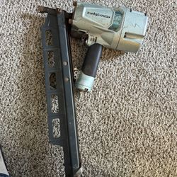 Vendo Pistola De Clavos Metabo  