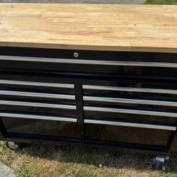 Husky Tool Box 