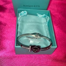 Tiffiany bracelet 