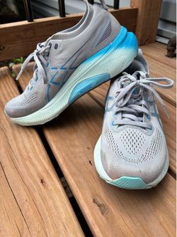 Women’s Asics Gym Shoes, size 8.5