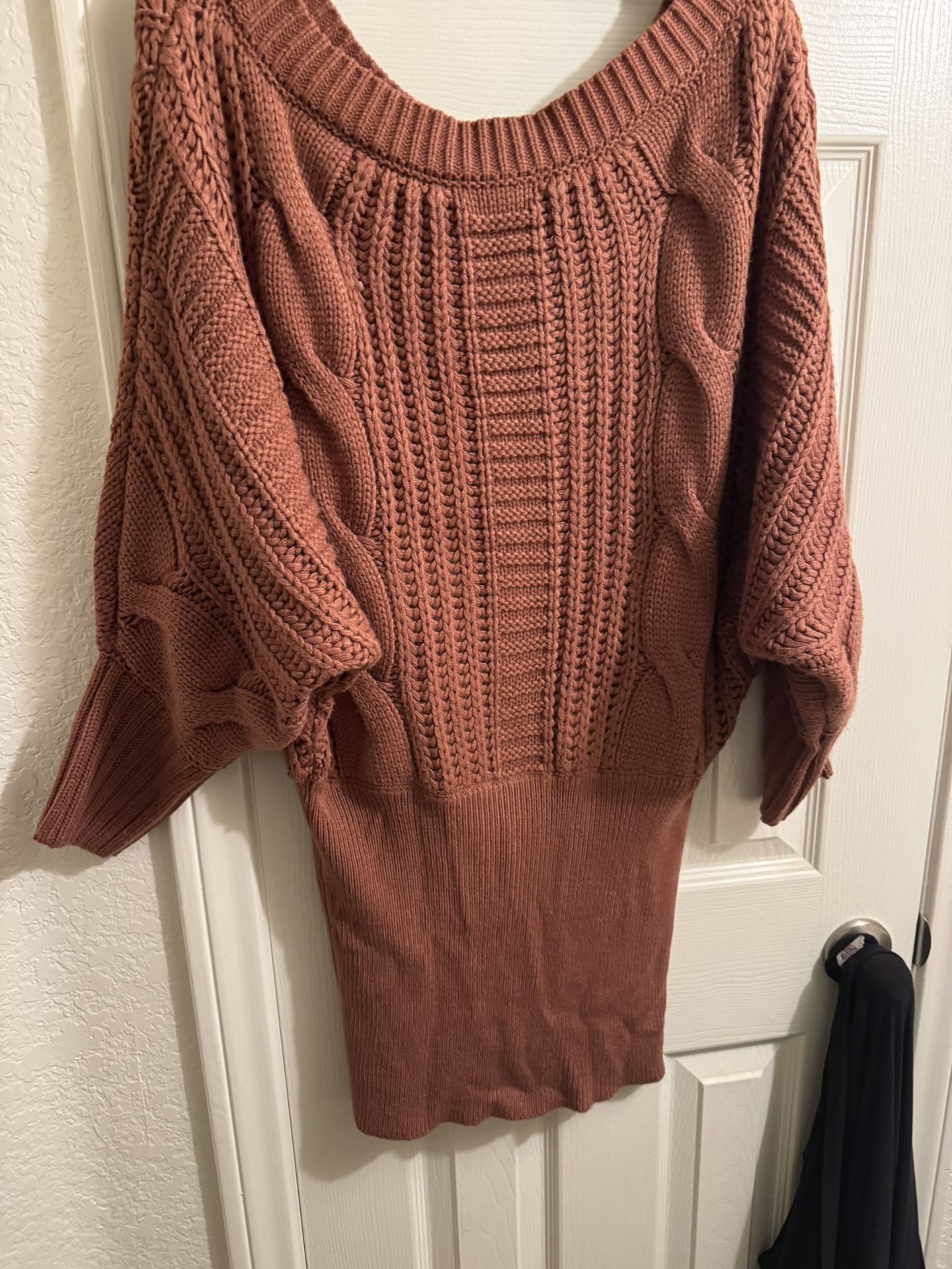 Knit Sweater 