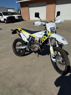Husqvarna 501S and Kawasaki KLX300 Dual Sport