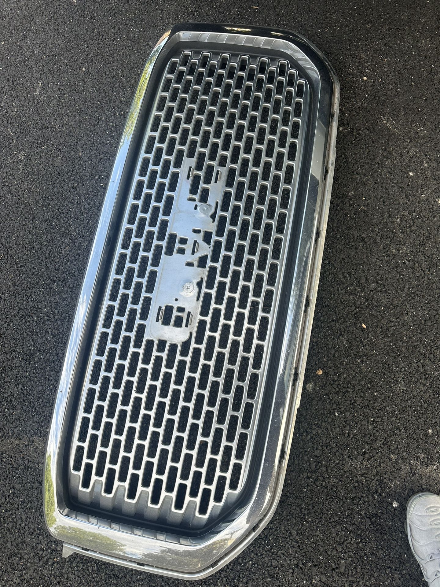 2016 gmc yukon denali grill 