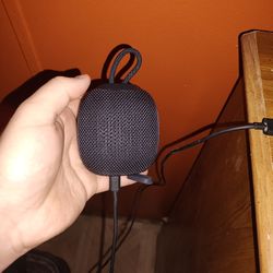 Min Bluetooth Speaker 