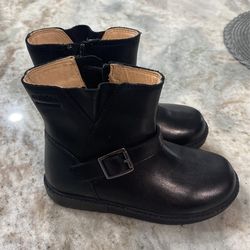 Girls Boots