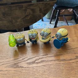 4 Minions From Despicable Me Three