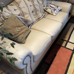 Beautiful Leather Living Room Set-3 Piece 