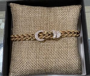 Ladies Gold Bracelet