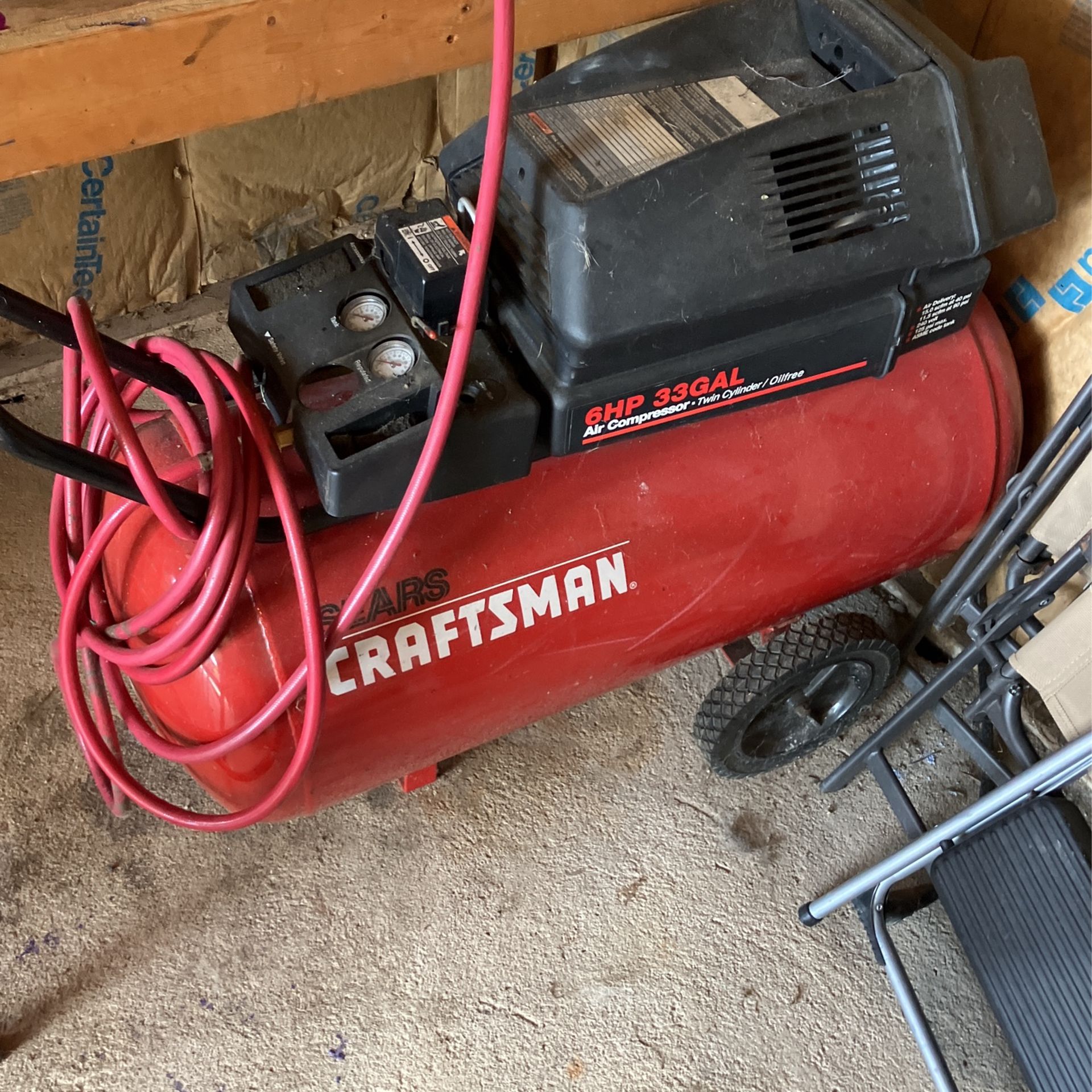 Compressor With Air Hose