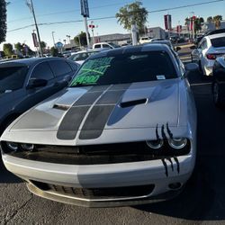 2021 Dodge Challenger SXT 