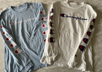 Like New Champion Long Sleeve T-shirts Size Large No Stains 