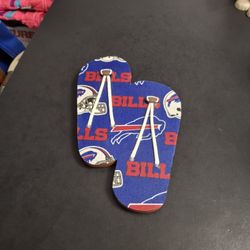 Buffalo Bills Wooden Flip Flops Wall Plaque 9.75" X 6.5"