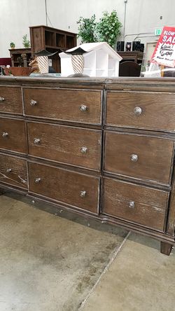 Wood dresser