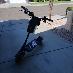 Apollo Pro Scooter 38mph
