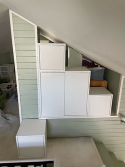 White cabinet and matching cabinet cubes