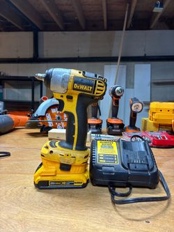 DeWalt 3/8 impact wrench with battery and charger