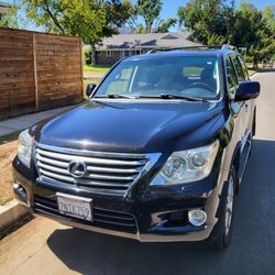 2011 Lexus LX 570