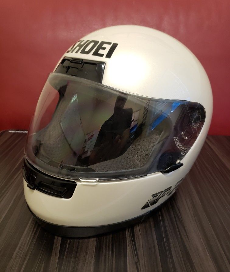 shoei 700 elite motorcycle helmet face sheild Shoei RF 700 Elite Series Helmet - PEARL WHITE for Sale in Seattle, WA