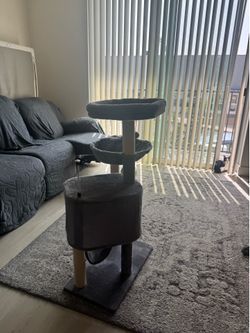 Cat tree