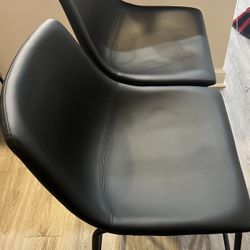 Ashley Furniture Centiar Counter Height Barstools