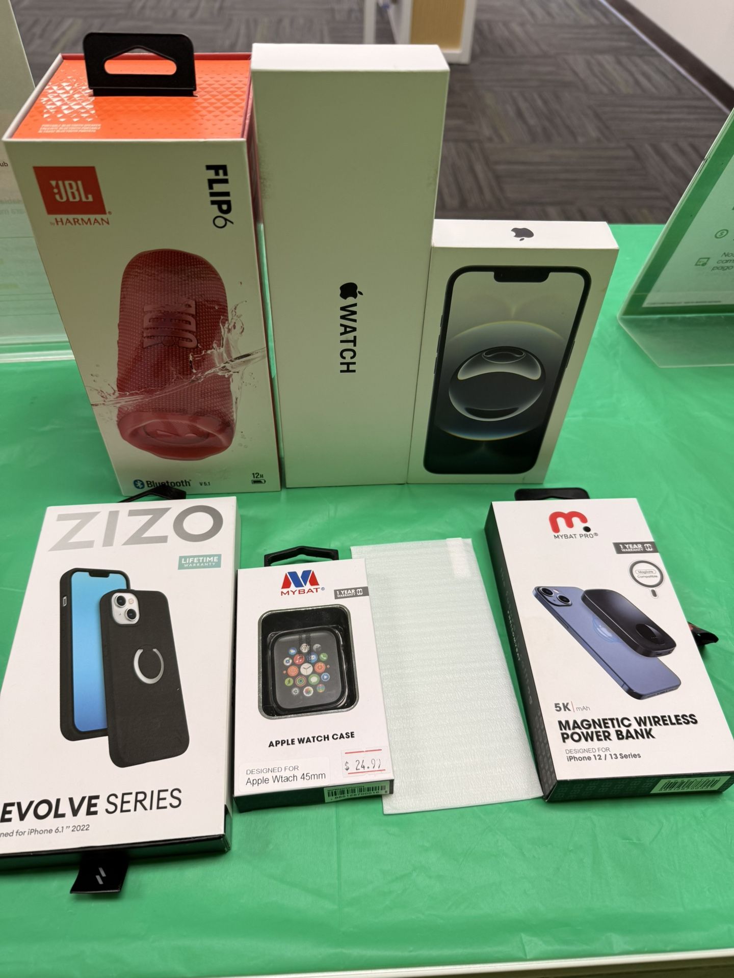 iPhone/ Apple Watch Bundle