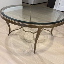 40”rd Glass Top Coffee Table w/Iron Base (like new)