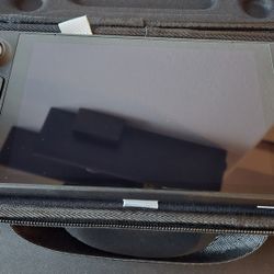 Steam Deck 1TB w/ Case & Charger