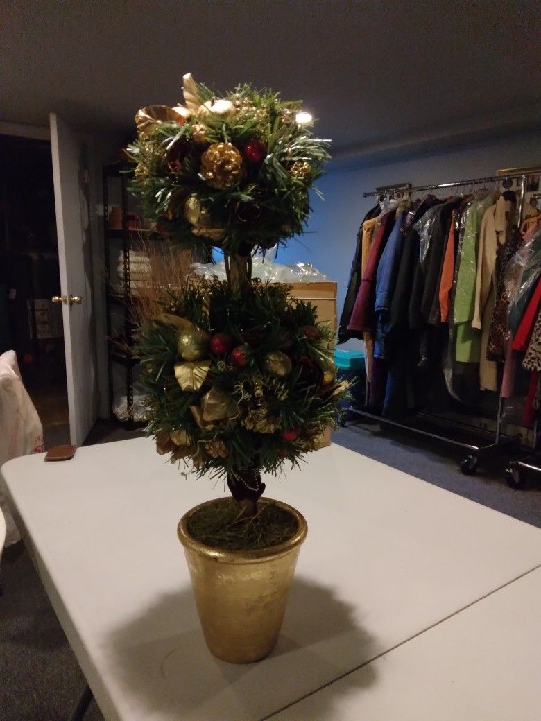 Christmas Topiary