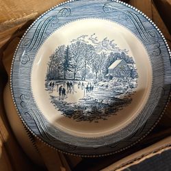 Royal China Jeannette Pie Plates 