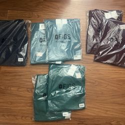 FIGS MENS SCRUB SETS BRAND NEW