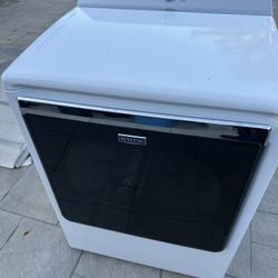 Maytag Electric Dryer.  Not Gas.  220v. Like New 