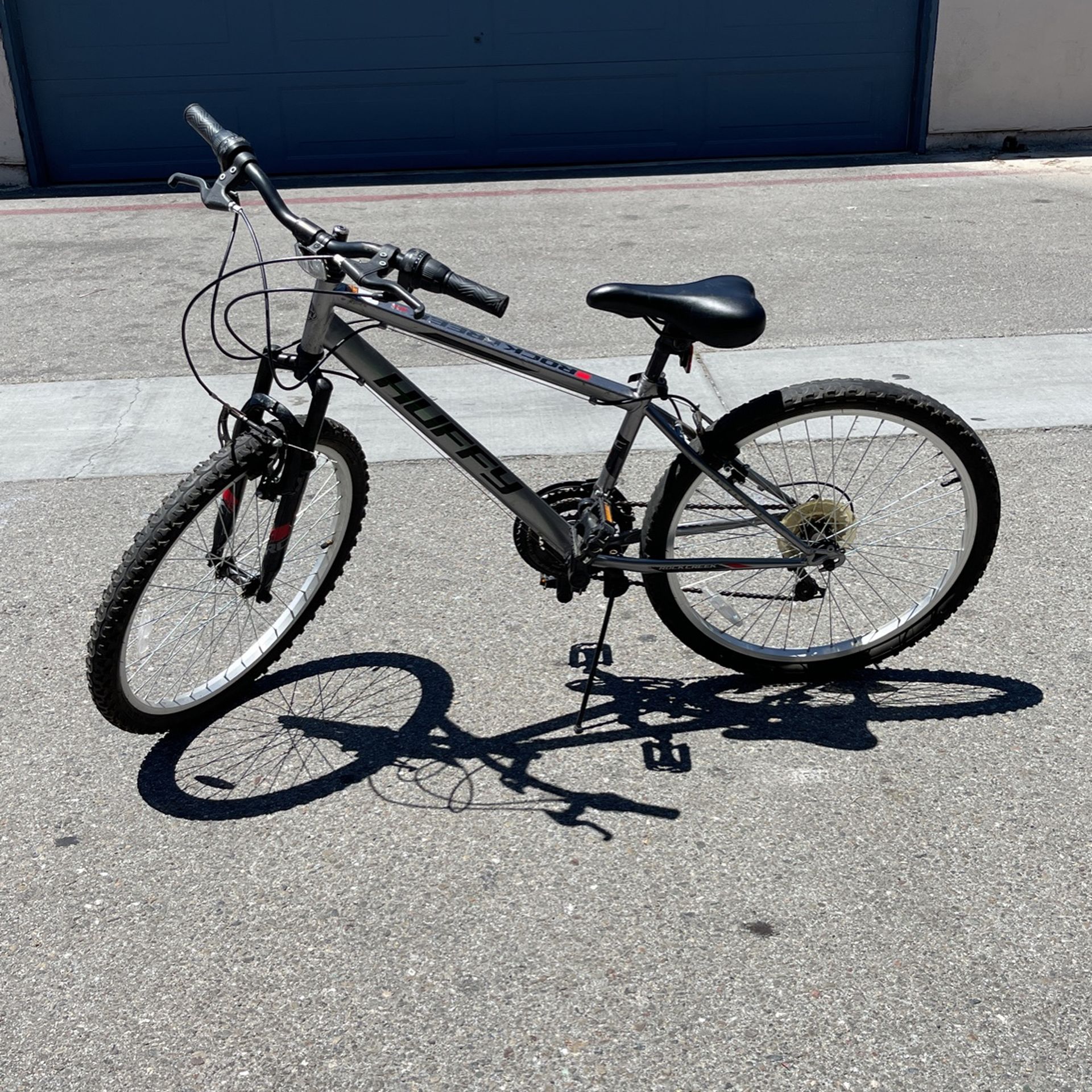 Huffy Rock Creek 24 Mountain Bike Boys/men Grey